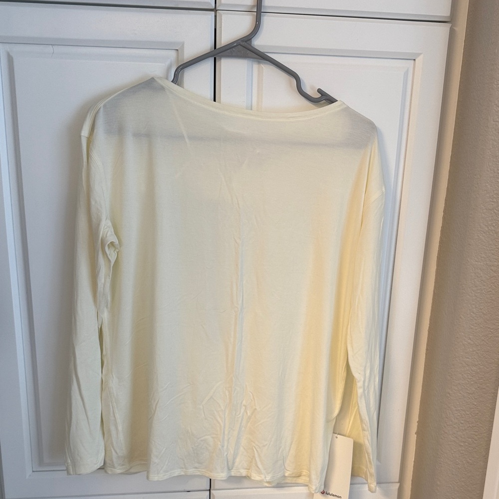 lululemon athletica Light Cream Long-Sleeve Women's Top